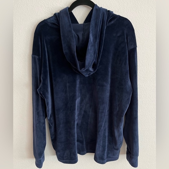 Victoria’s Secret Pink Velour Hoodie - Picture 3 of 3